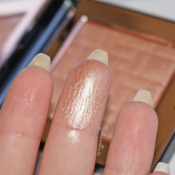 bobbi brown brightening finishing powder bronzer - Picture 5 of 9